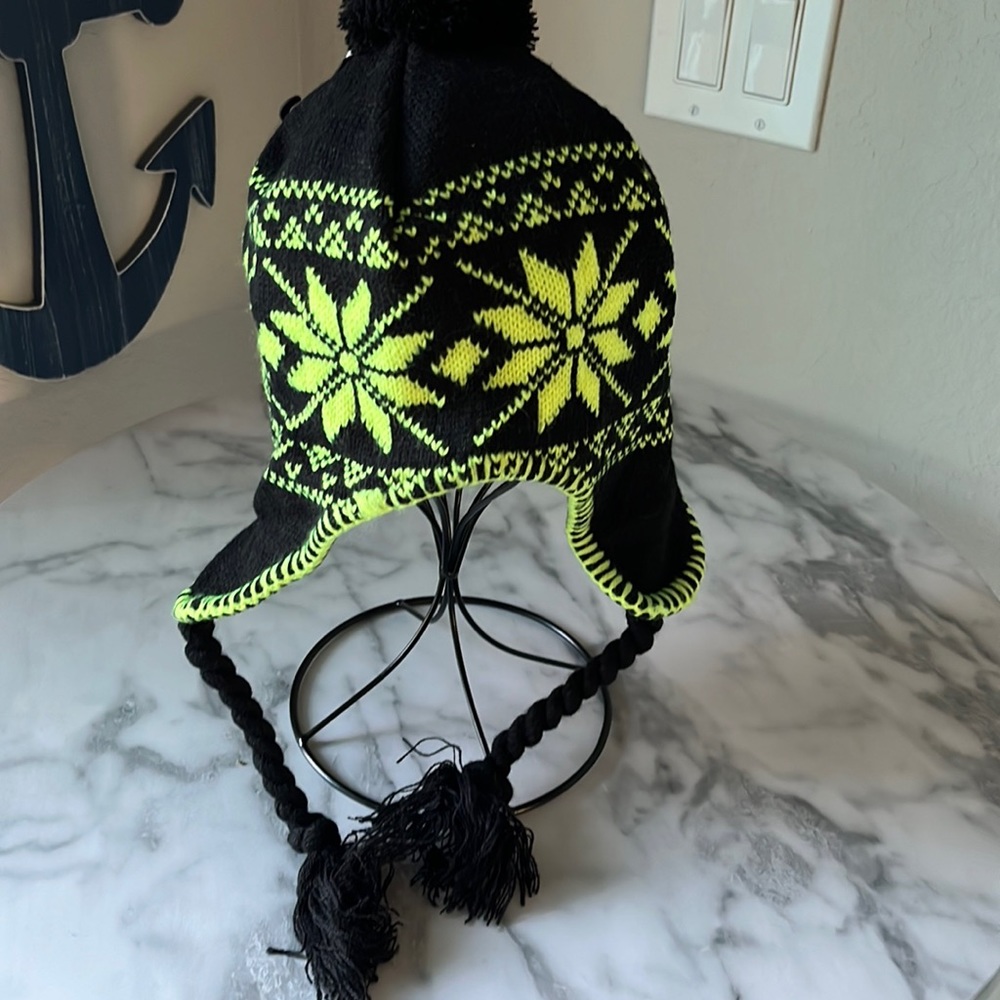 New snow hat